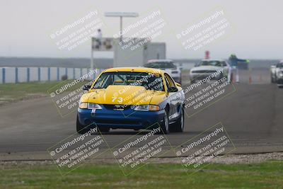 media/Jan-18-2026-CalClub SCCA (Sun) [[8bc6468723]]/Group 5 Race/Turn 1/